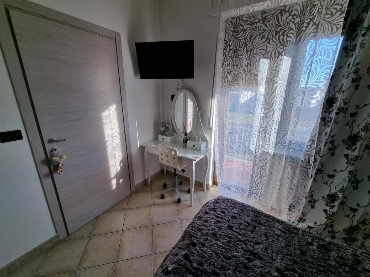 Elisabeth House Hotel Roletto ภายนอก รูปภาพ
